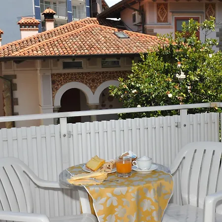 Hotel Villa Rosa-3