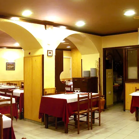 Hostal Les Collades-3