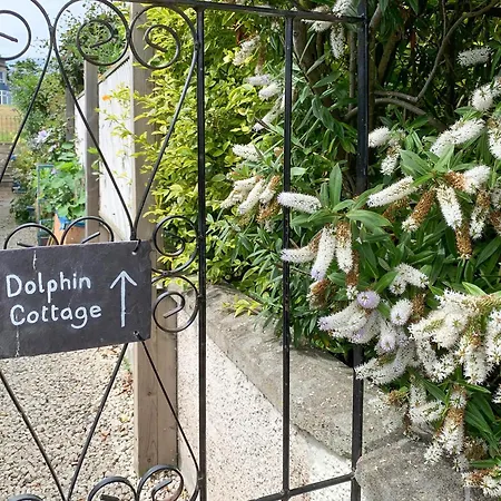 Dolphin Cottage-2