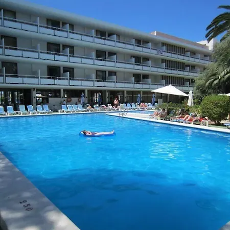 Hotel Arenal-2