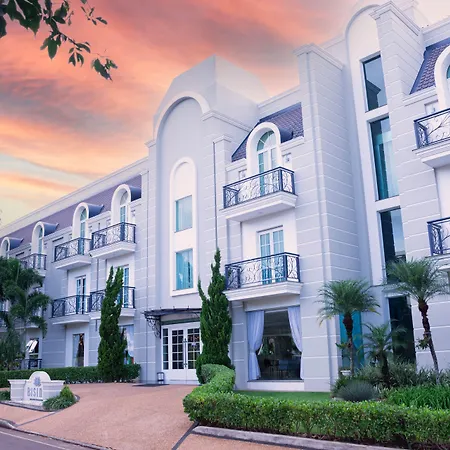 Bisinii Boutique Hotel-2