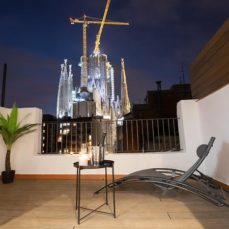 Lucasland Apartments Barcelona-3