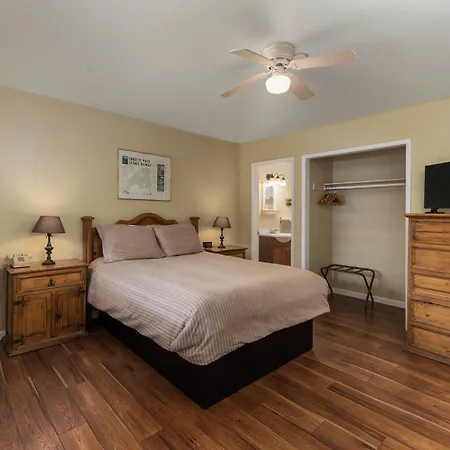 Arnold Meadowmont Lodge-3