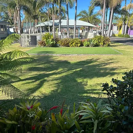 Sussex Palms Holiday Park-2