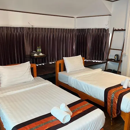 Baan Khlong Mae Kha Hotel-2
