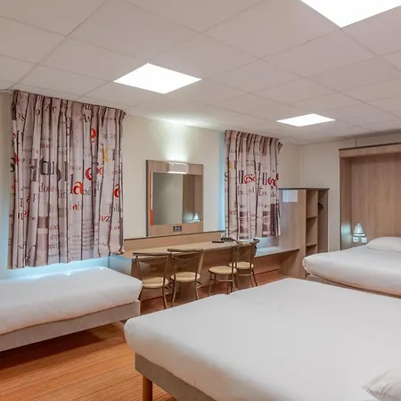 Ace Hotel Clermont Ferrand La Pardieu-3
