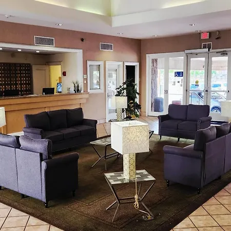 Travelodge By Wyndham Phoenix North-3