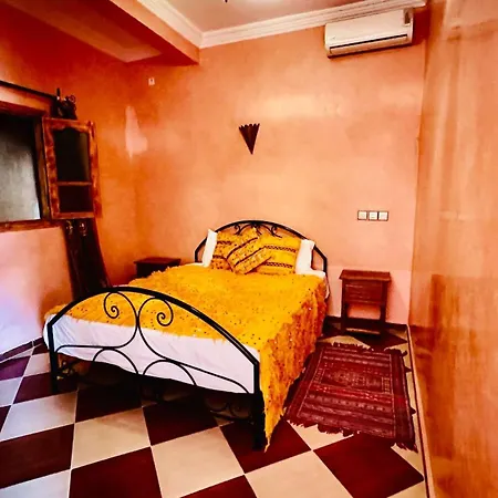 Chez Ali Zagora Authentic Hotel Restaurant And Desert Excursions-2