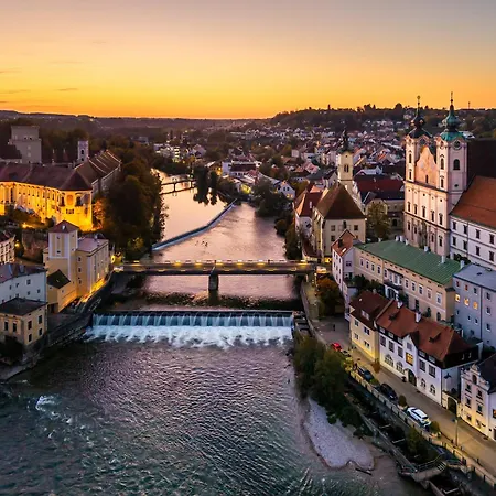 Aiden by Best Western Stadtgut Hotel Steyr - FREE PARKING-2
