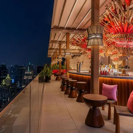 Moxy Bangkok Ratchaprasong-3