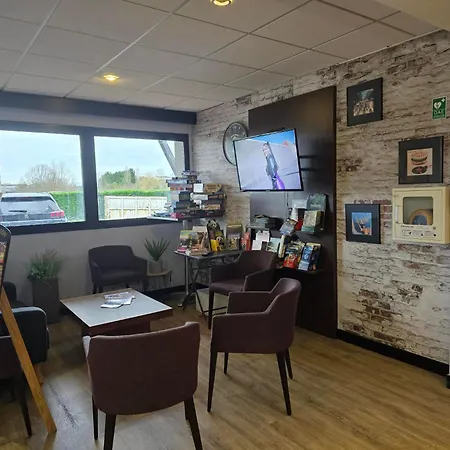 Hotel Inn Design & Restaurant Poitiers-3