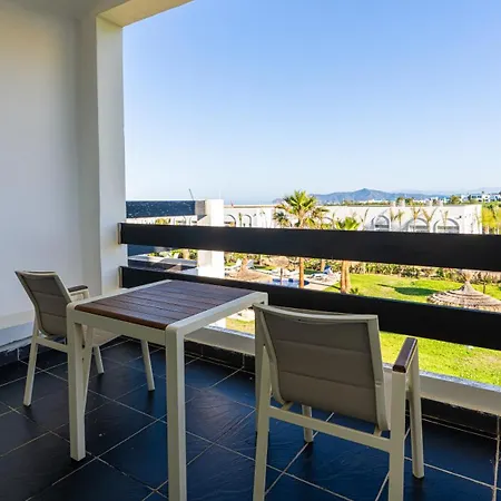 Playa Del Pacha Suites Hotel-3