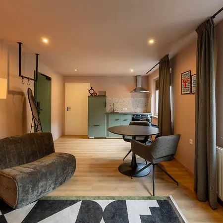 Hotel Riche-2