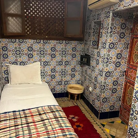 Riad Tarik-3