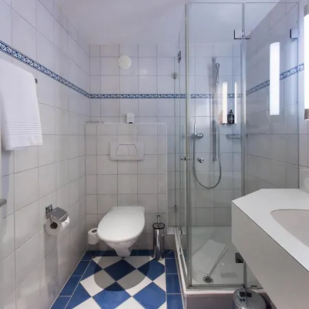 Hotel Adula-2