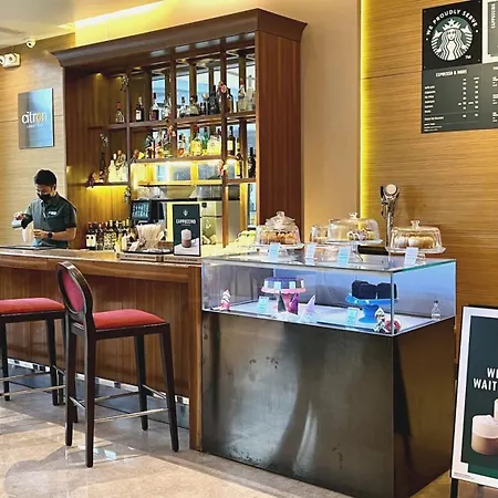 Holiday Inn & Suites Makati By Ihg-3