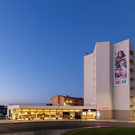 Hotel Ibis Braganca-3