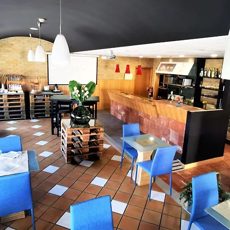 Hotel Ibis Leiria Fatima-3