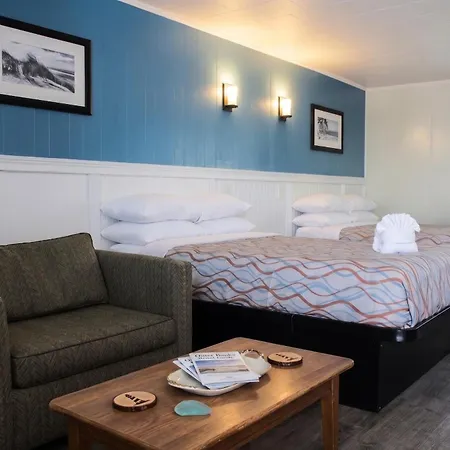 Colonial Inn-2