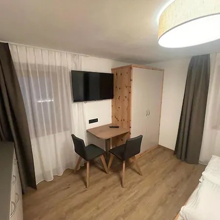 Dorfblick Appartements & Rooms-3