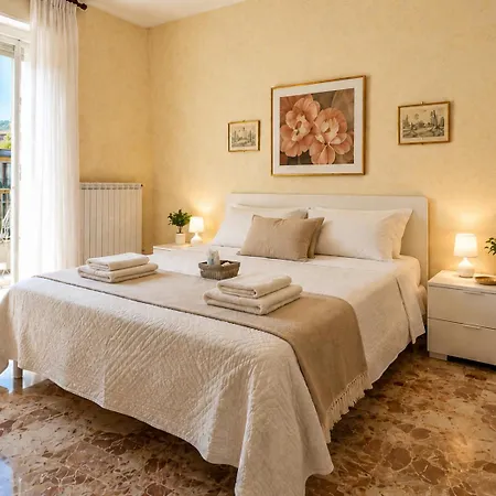 Le Ville Tivoli - Suites, Tivoli City Center!-2