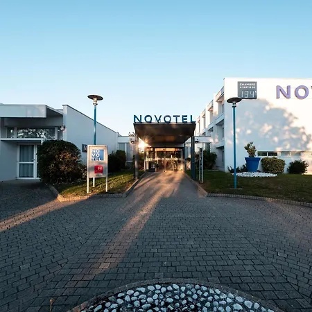Novotel Chartres-3