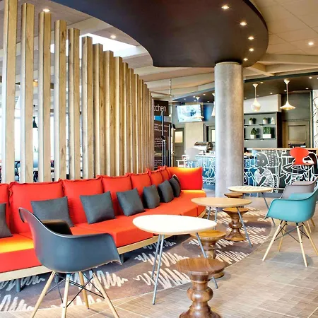 Ibis Warszawa Ostrobramska-3