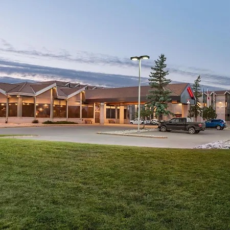 Royal Hotel West Edmonton, Trademark Collection By Wyndham-3