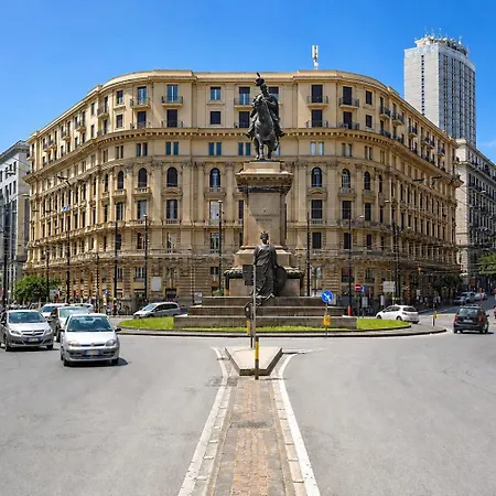 Piazza Bovio 22-2