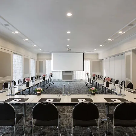 Moevenpick Hotel Auckland-3