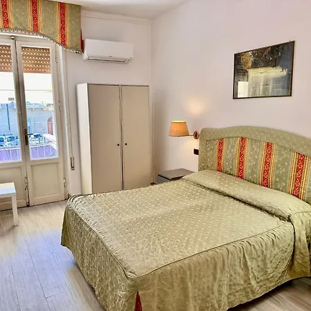 Hotel Ely-2