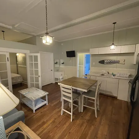Blackbeard'S Lodge-3