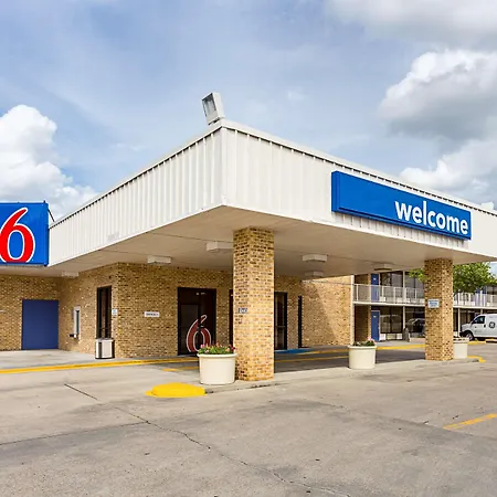Motel 6 Baton Rouge Southeast-2