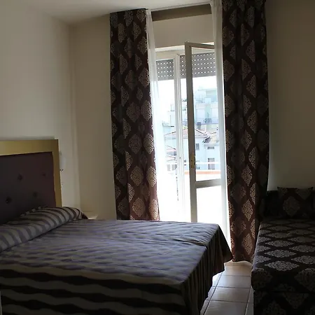 Hotel Marina-2