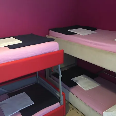 Rome City Hostel-2