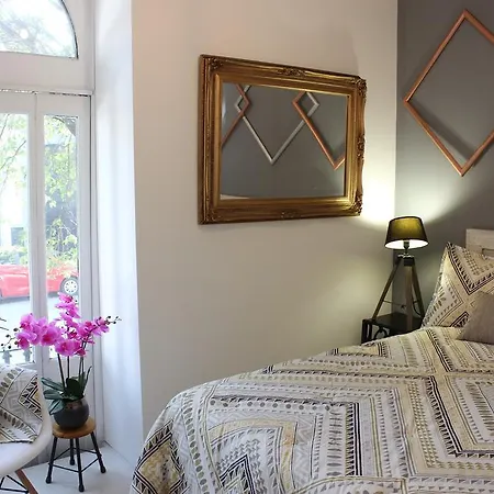 Metro Hostal Boutique-3