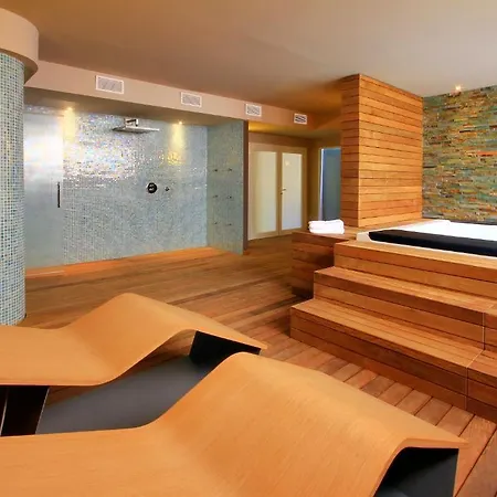Lagaya Apartaments & Spa-3