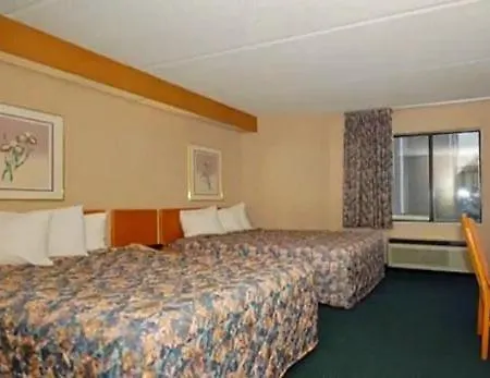 Economy Inn Brunswick-2