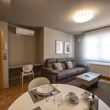 Apartamentos VIDA Mar de Laxe-3