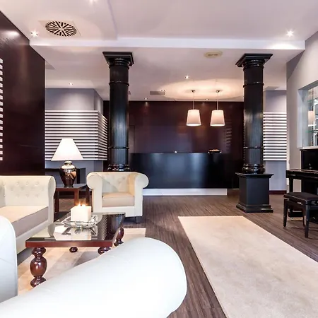 Hotel Am Blauen Wunder-2