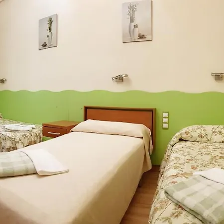 Hostal De La Torre Hostal Economico-3