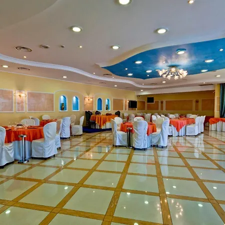 Hotel La Perla-3