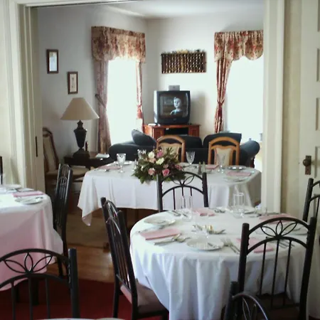 Four Creeks Bed&Breakfast-3