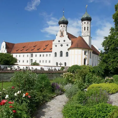 Kloster Benediktbeuern - Gästehaus der Salesianer Don Bosco-2