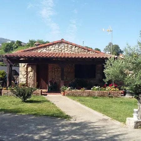 Apartamentos Rurales Fuente Chiquita-3
