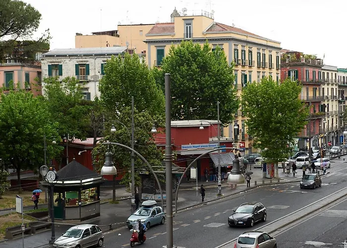  Napoli Regina