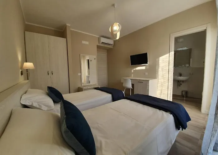Oikia Rooms