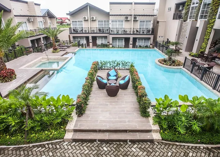 Central hotel: Royale Parc Hotel Tagaytay