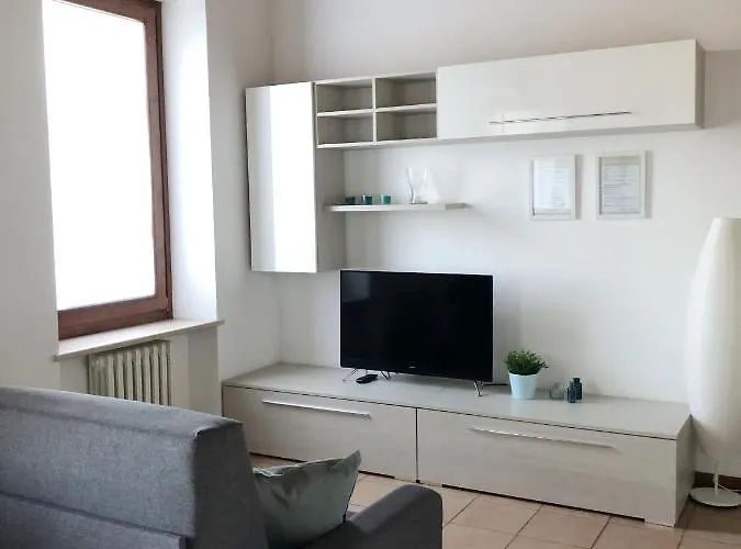 Rose E Tulipani 2 - Vicino Ospedale Negrar