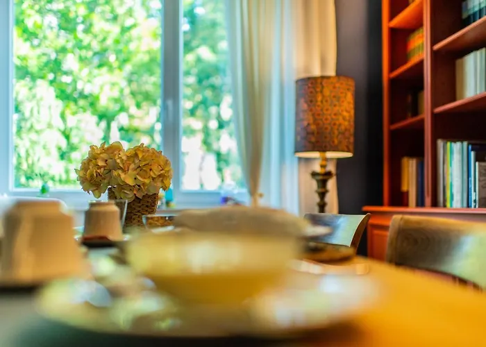 The Lion'S Den Bnb